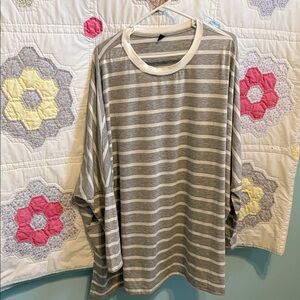 SHEIN Curve Loose Fit Top, 3X. New!